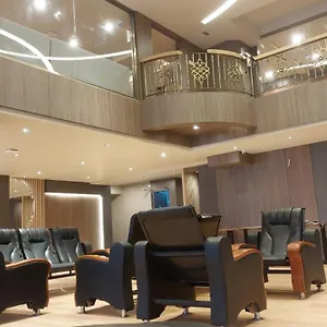 Grand Galaxy Yangón